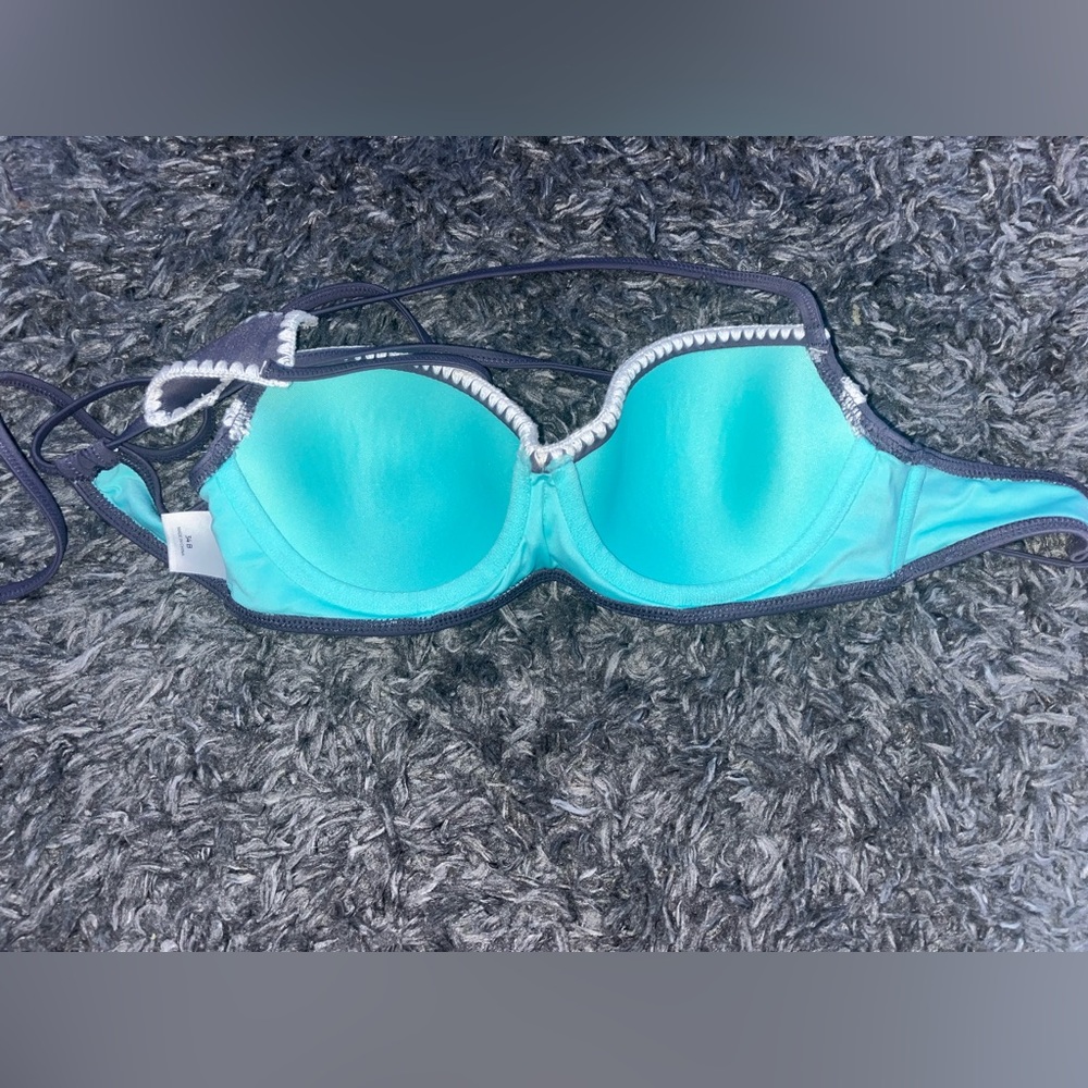 bikini top - Picture 2 of 2